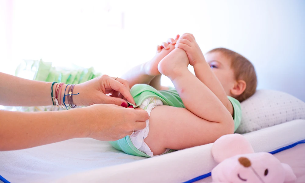 Diapering 101: How to Pick the Right Baby Diapers for Your Little One